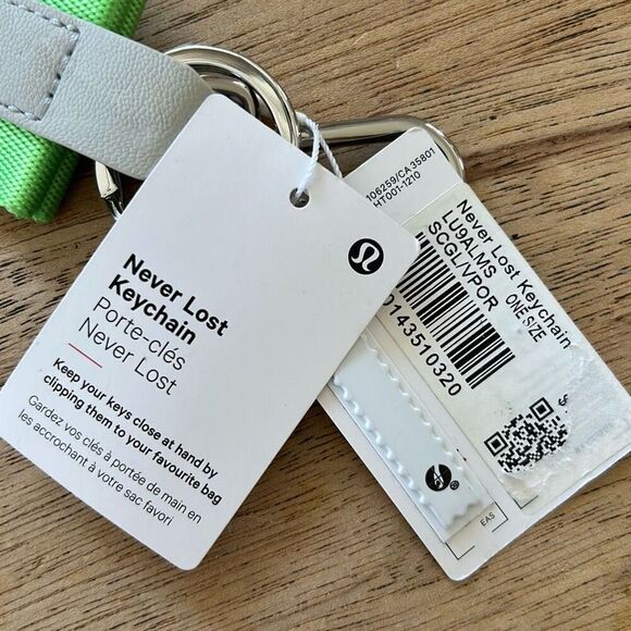 NWT Lululemon never lost lime green large keychain - Picture 4 of 5